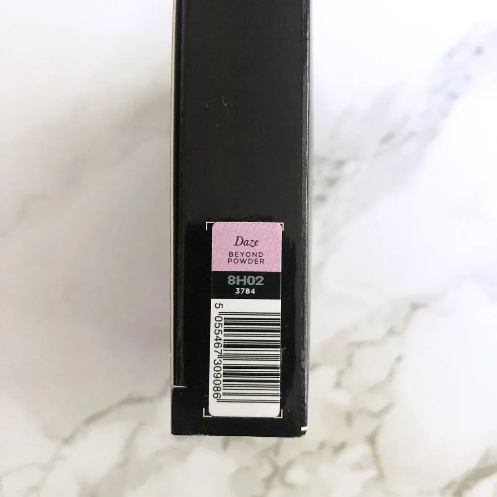 NIB Illamasqua Beyond Powder Highlighter in Daze